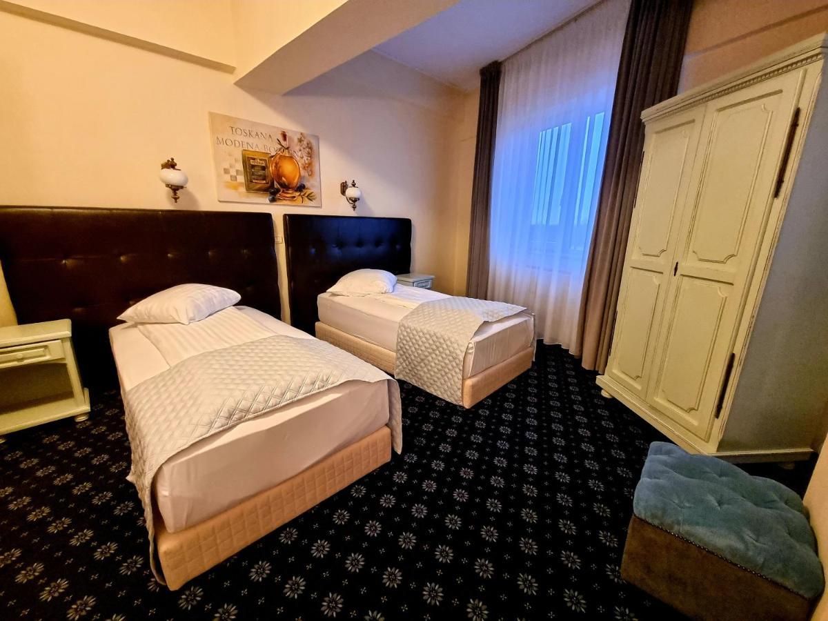Hotel Coandi Arad Exterior photo